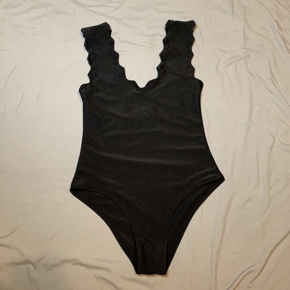 🔌Black One Piece Bathing Suit🔌 - Picture 1 of 2